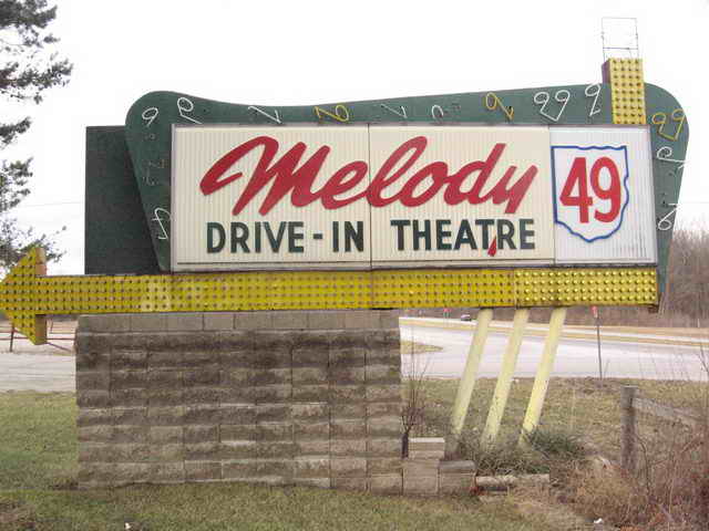 Melody 49 Drive-In - 2006 Photo (newer photo)